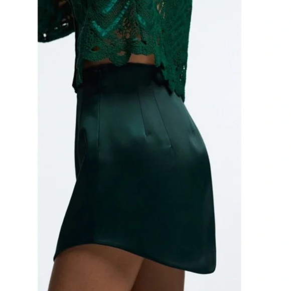 NWT Zara Satin-Effect High-Waisted Mini-Skirt - Picture 6 of 9